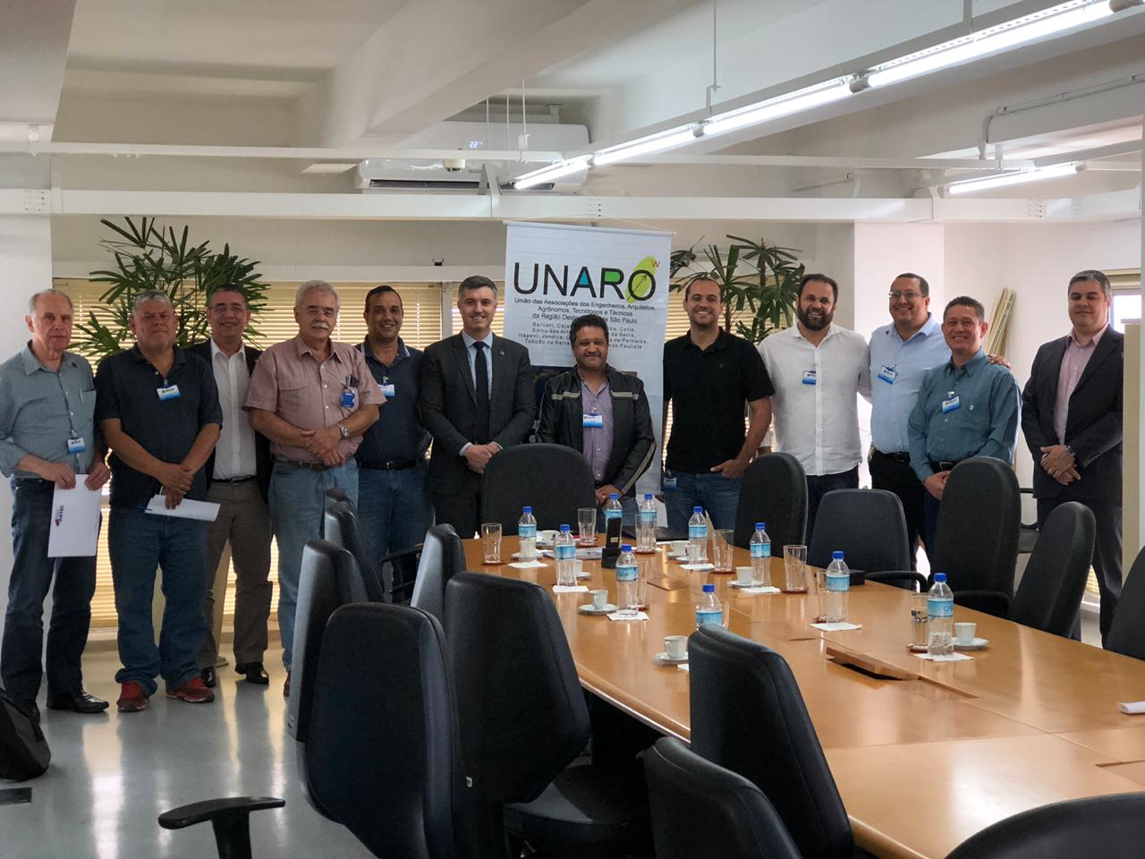 UNARO visita gabinete do presidente do Crea-SP, Eng. Vinicius Marchese Marinelli